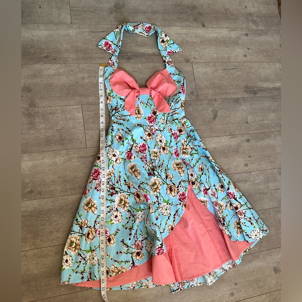 Boutique Blue Floral And Pink Dress And Looks Amazing On Size Medium View 3